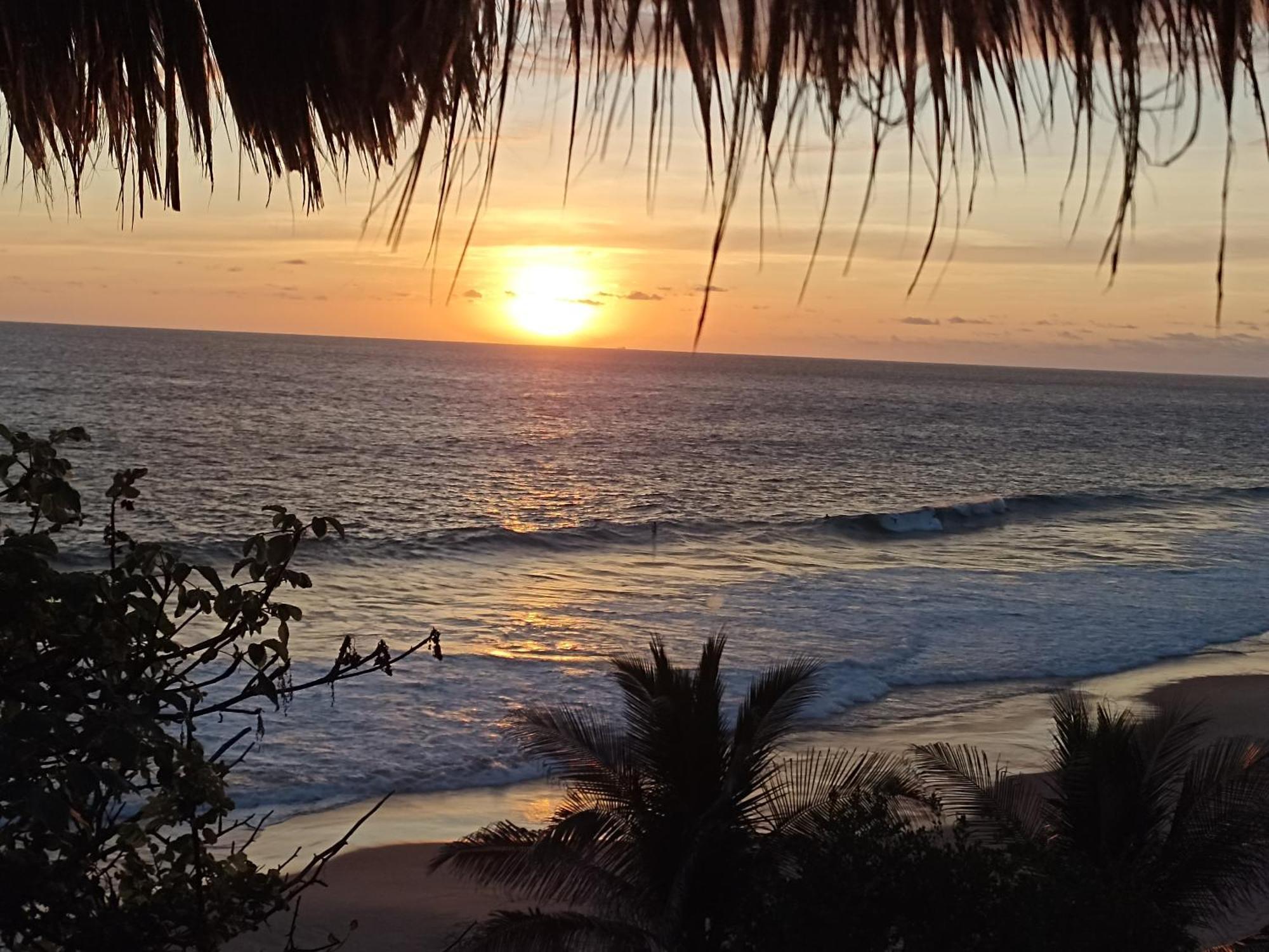 Punta Sur, Frente Al Mar Y El Atardecer Hotel Mazunte Exterior photo